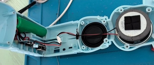 Disassembling the Violent Bear Bluetooth Speaker: Why is There No LDO or Charging Circuit?