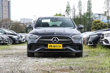 New Mercedes-Benz C-Class Revealed! 2.0T + 9AT Transmission, Does the BMW 3 Series Still Have an Edge?