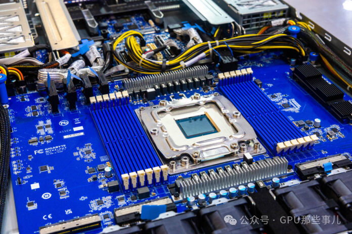Gigabyte AmpereOne M Platform Arm Server R1A3-T40