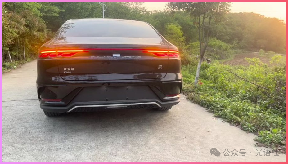 BYD Takes the Plunge! C-Class Car Prices Plummet to 105,800 Yuan with 1354km Range - Is the Audi A6L Still Appealing?