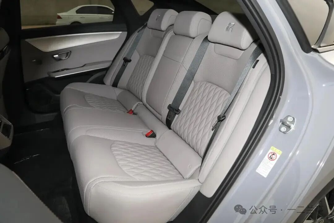 BYD Takes the Leap! C-Class Car Priced at 105,800 Yuan, Range of 1354 km, Audi A6L No Longer Appealing