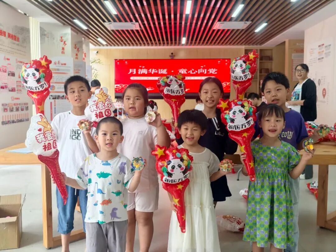Longshan Community in Anwen Street: Embedded Services Weave a Safety Net for Livelihoods, Upgrading Happiness at Home