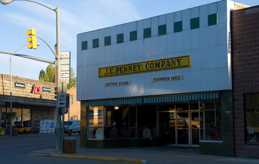 The Golden Rule of J.C. Penney and the Secrets of a Century-Old Retail Enterprise: Fifty Years with the Golden Rule