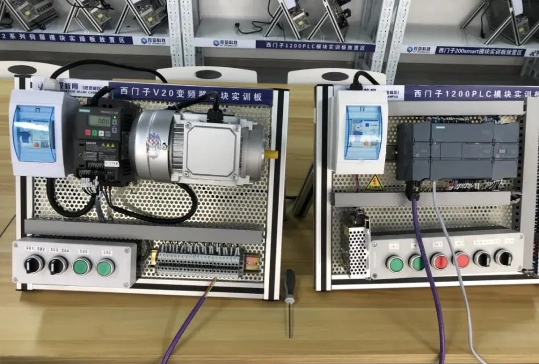 Easily Achieve Modbus Communication Between PLC and Inverter!