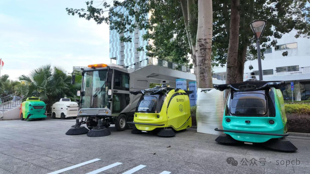 The New Blue Ocean of AI Hardware: Not in Phones, but on the Streets and Rivers of Shenzhen