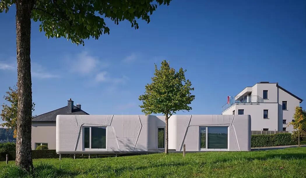 Tiny House LUX: Shaping Compact Housing with Innovative Construction Methods