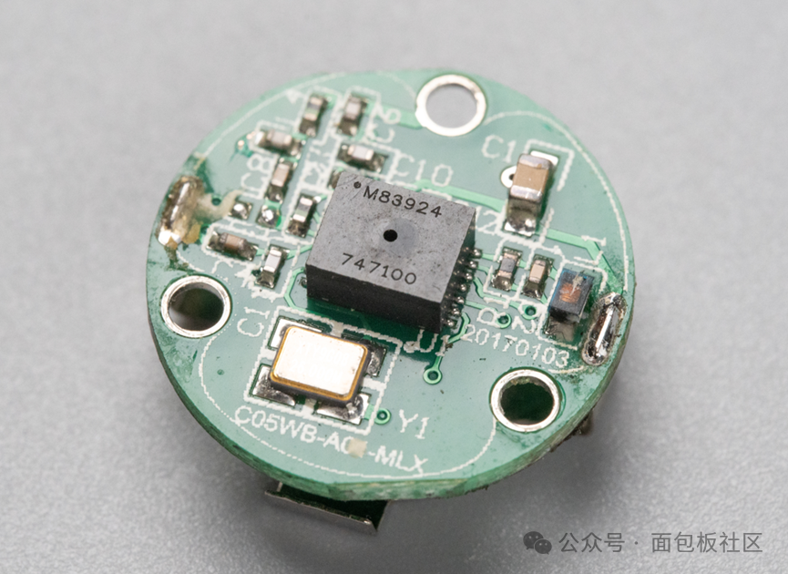 Disassembling a Leaky 360 Tire Pressure Sensor! Screw Antenna? This Operation is Impressive!