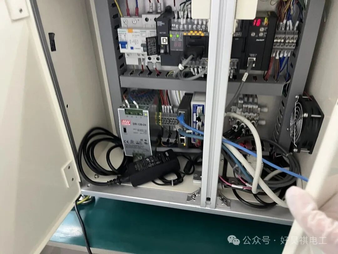 Staring at the PLC Monitoring Interface for Half an Hour Without Daring to Blink: A Mechanical Interference Issue