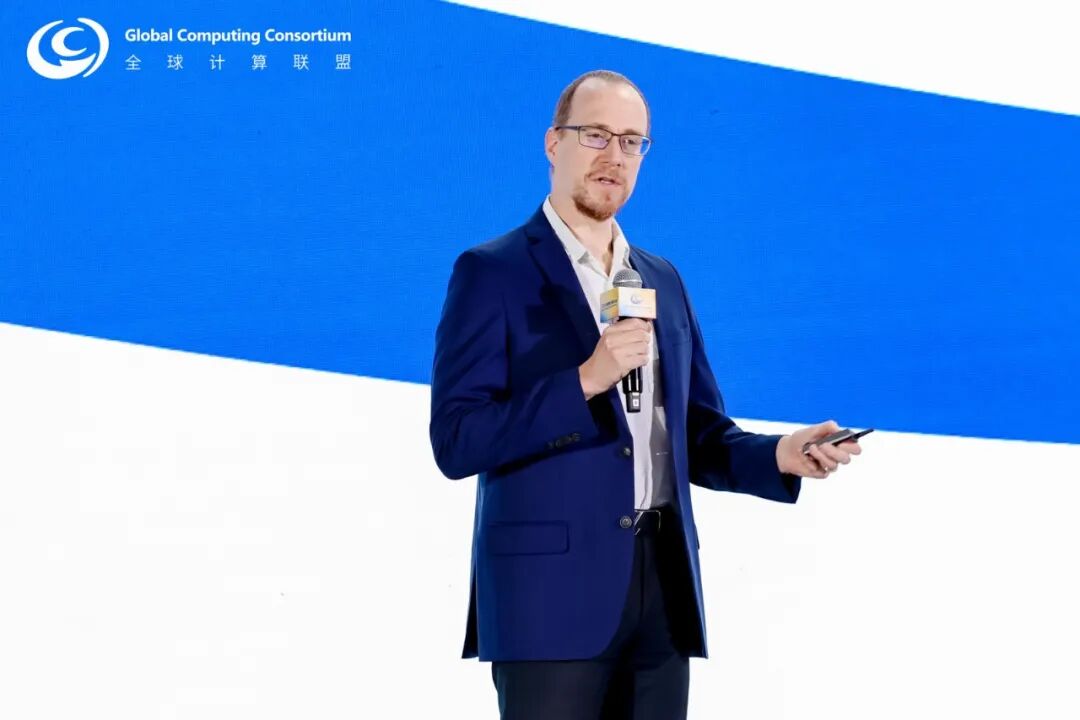 GCC Salon | Dialogue with Torsten Hoefler: The Innovative Path and Future Landscape of Distributed AI and Supercomputing Integration