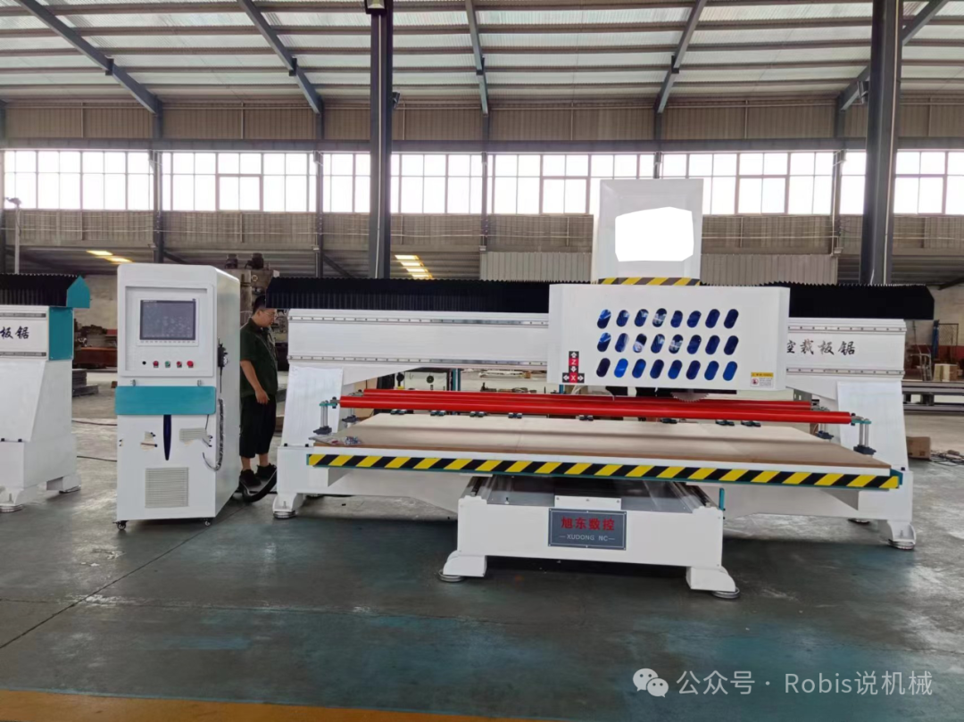 Robins Woodworking CNC Panel Saw Touchscreen Data Input Operations