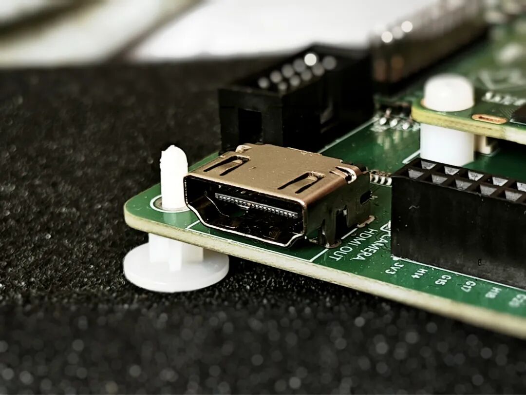 Review of a Second-Hand FPGA Development Board: An Affordable Entry-Level FPGA Tool!
