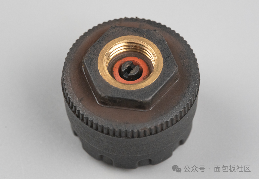Disassembling a Leaky 360 Tire Pressure Sensor! Screw Antenna? This Operation is Impressive!