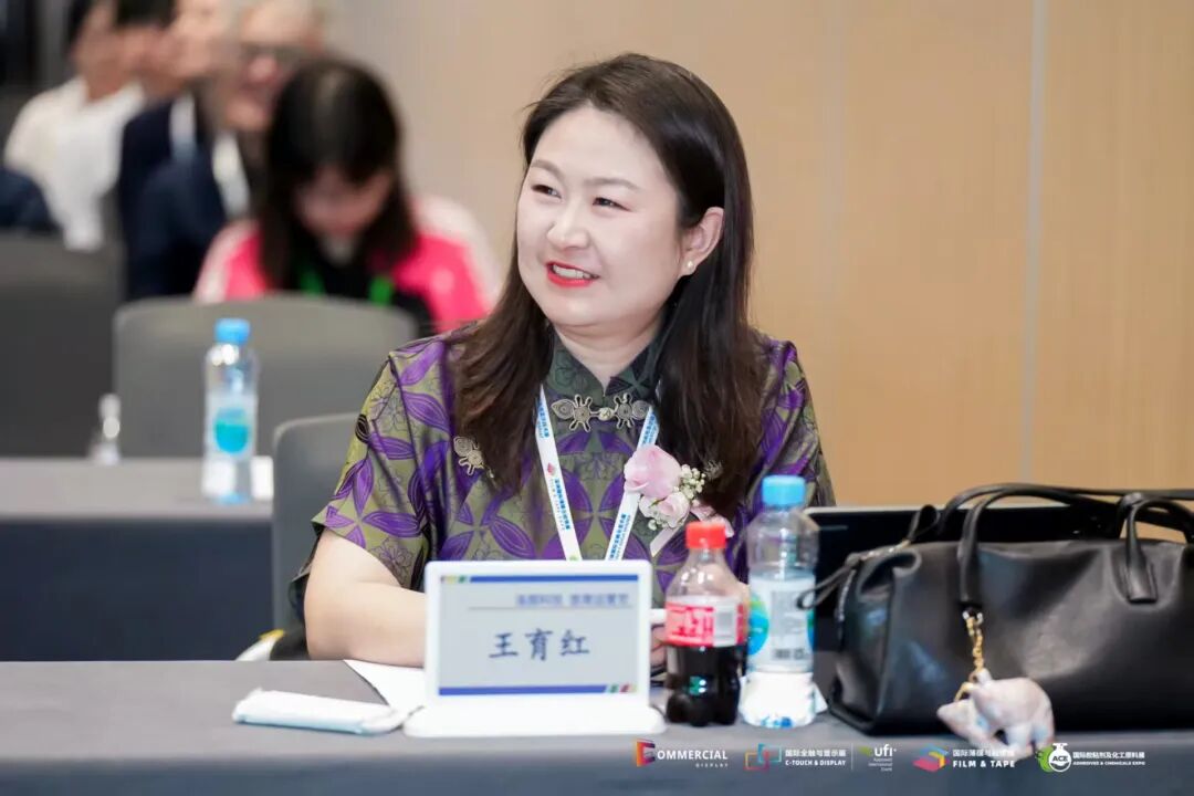 Wang Yuhong from RUNTO Technology: Insights on Commercial Display Scenarios, Small to Medium-Sized Products, and the E-Paper Industry Chain