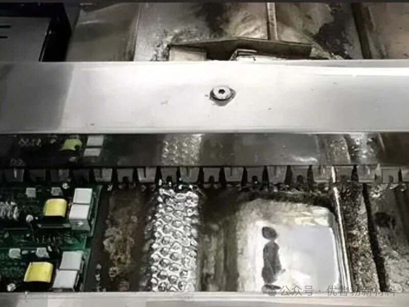 Choosing and Analyzing Lubricants for Wave Soldering Chain Systems to Eliminate PCB Oil Contamination and Carbon Buildup