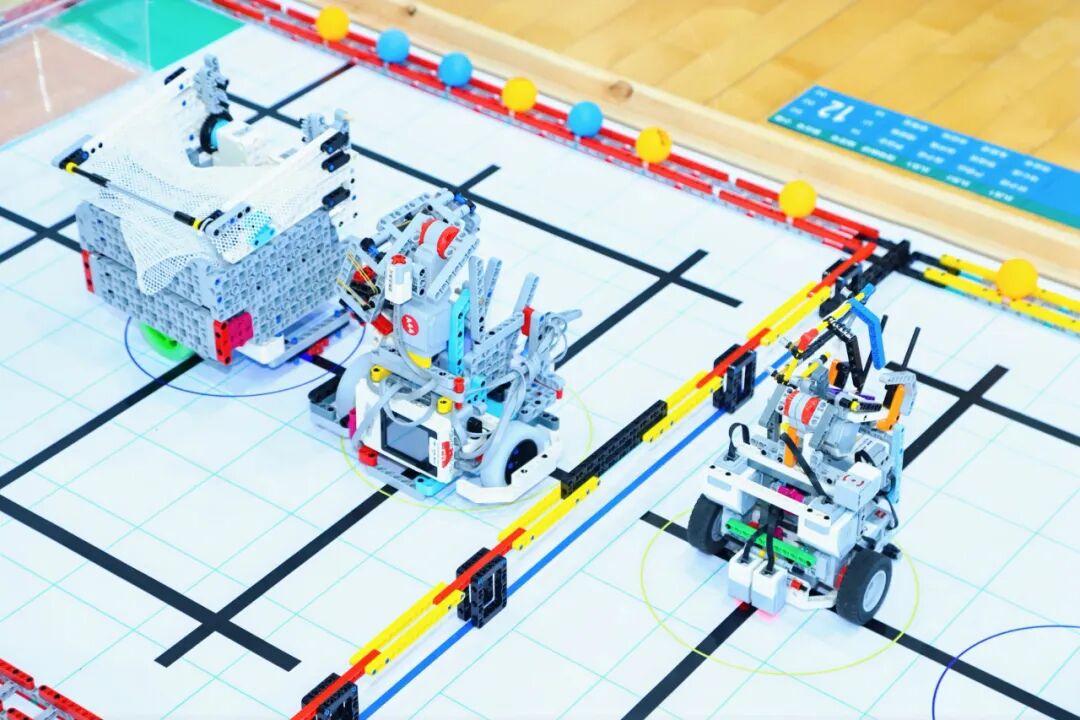 Robot Team Competition Welcomes 'AI Referee', Contestants Experience Artificial Intelligence in Action