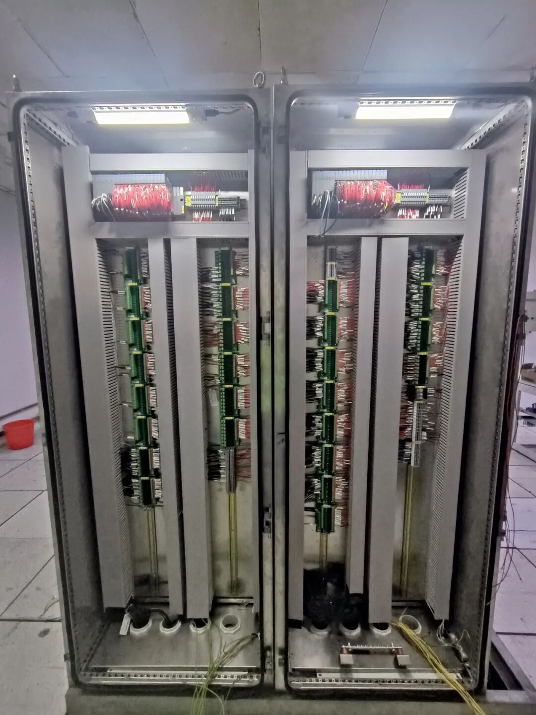 Upgrading National Engineering with Domestic PLCs: Enhancing the Qianjiang Tunnel BAS System