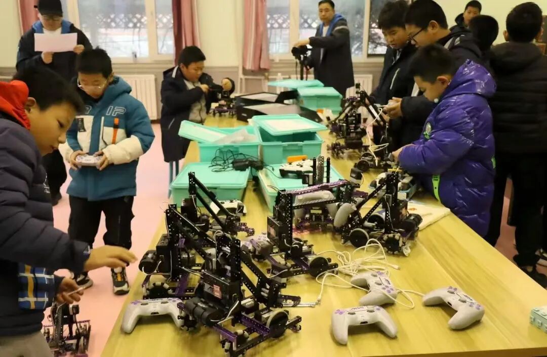 The 5th "Revitalization Cup" AI Robotics Competition for Primary and Secondary Schools Concludes Successfully, Showcasing Young Technological Talents in Shenyang