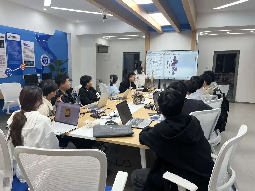 Embedded Innovation Project Workshop: Become a Relentless Traveler