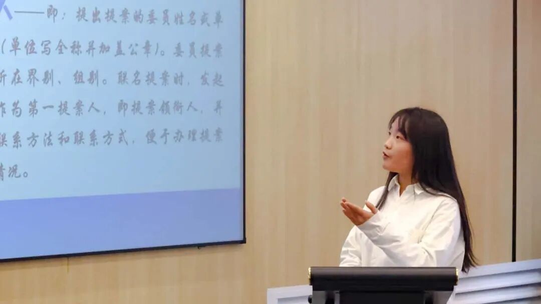 Decoding Campus Appeals with Python: Students at Jinzhong Information College Innovate Governance Solutions