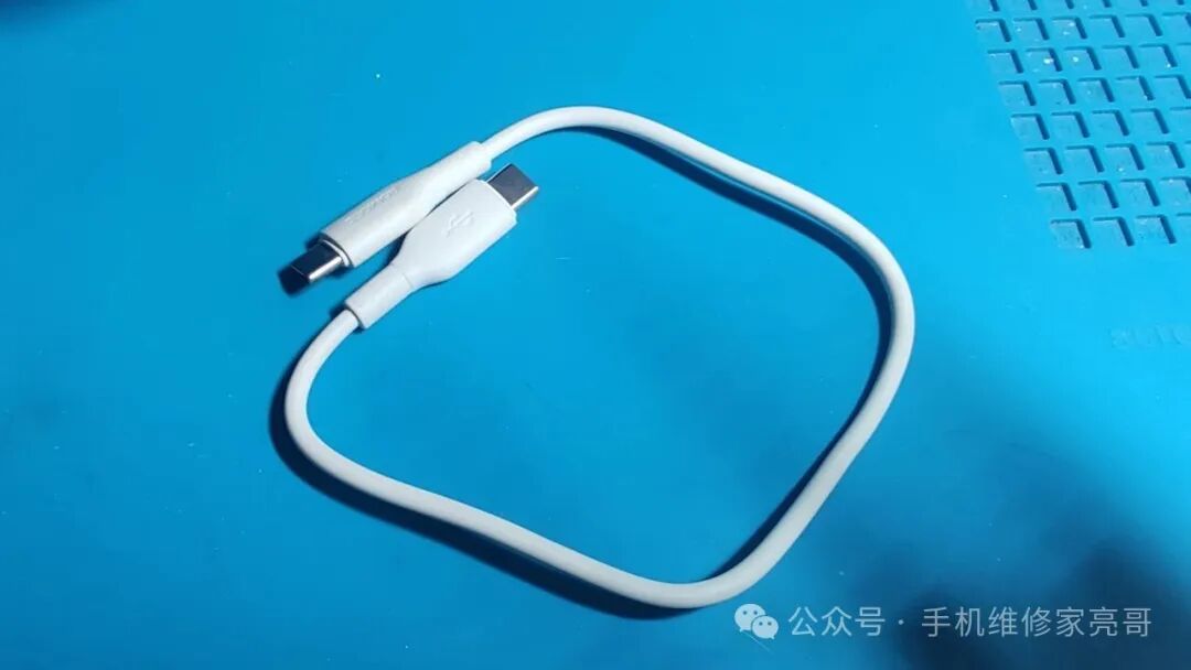Understanding the Connection Principle of Type-C to Type-C Charging Cables