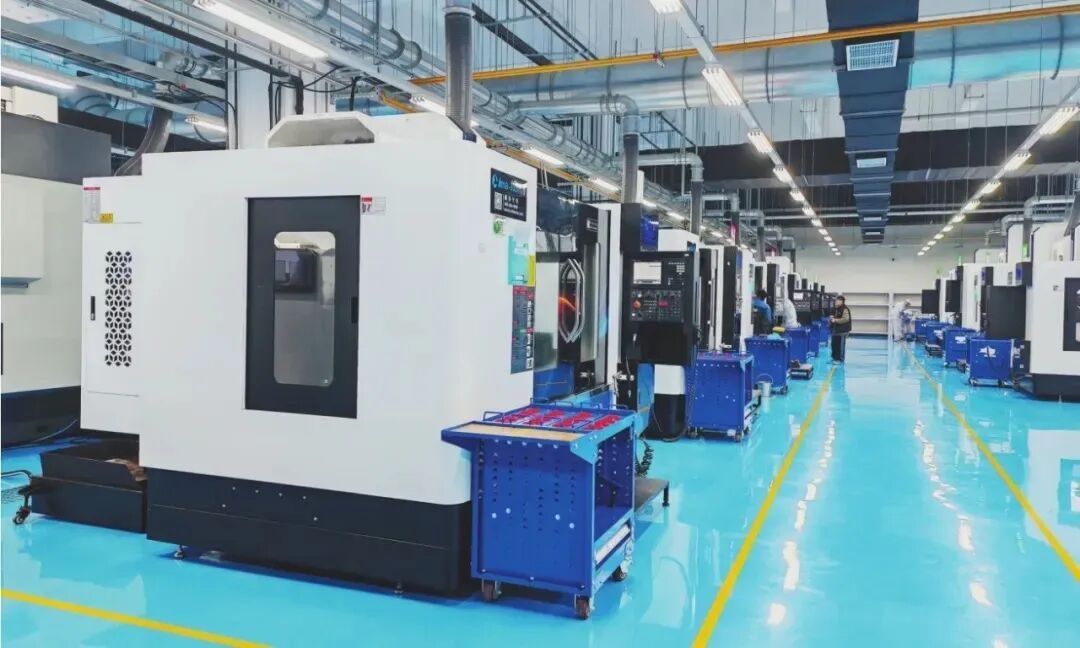 Two Global Records! Liaoning Hanjing's Largest Scale + Highest Precision Semiconductor Quartz Production Line
