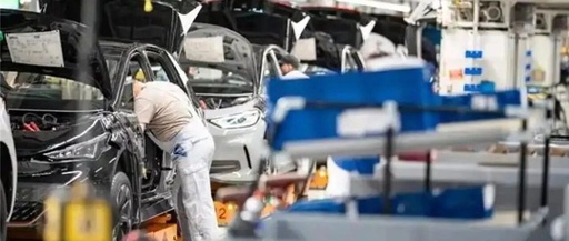 Chip Wars Tear Apart Nexperia, Global Automakers Rush for Chips