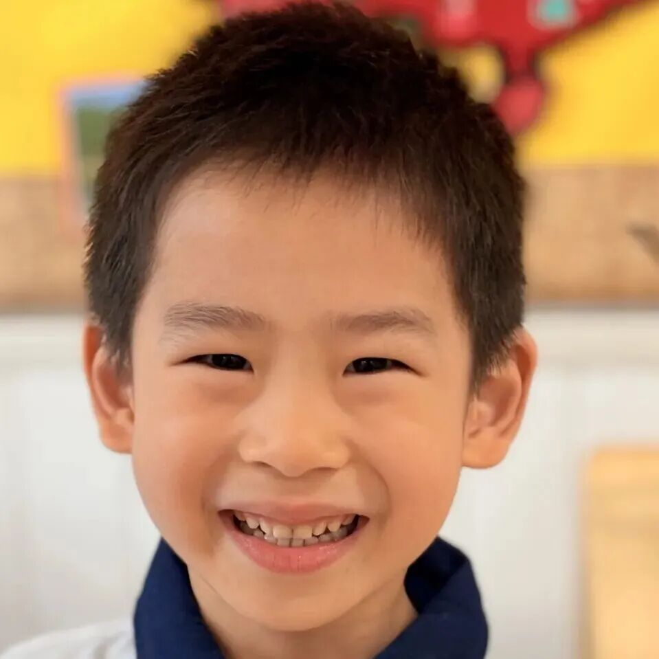 A Mysterious Companion Appears in Kindergarten! Did AI Robots Stump the Children?