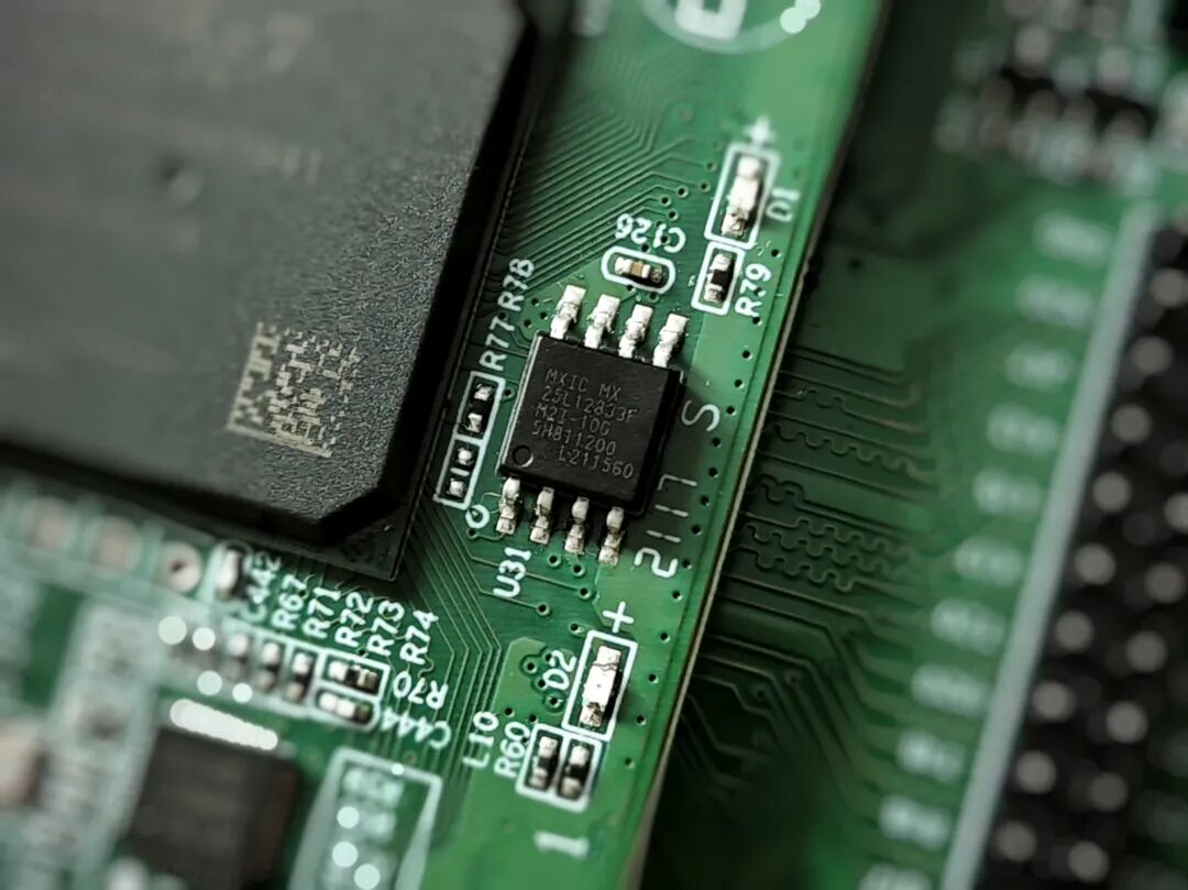 Review of a Second-Hand FPGA Development Board: An Affordable Entry-Level FPGA Tool!