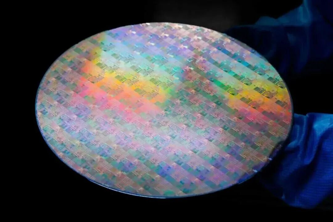 First Domestic 12-Inch Fully Integrated Silicon Photonics Wafer Service Platform Launched
