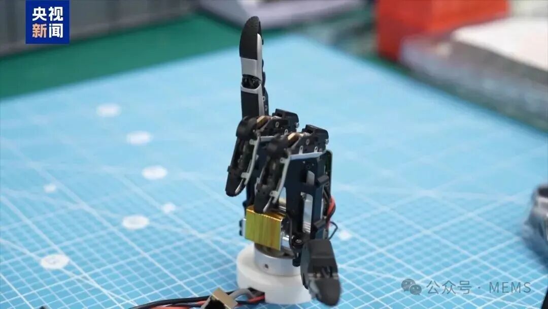 Breaking the Barrier of Tactile Sensors: This Company's Robot 'Dexterous Hand' Gains Attention from CCTV News