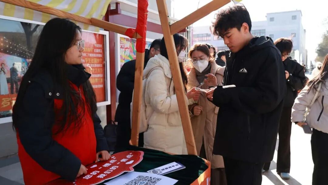 Decoding Campus Appeals with Python: Students at Jinzhong Information College Innovate Governance Solutions