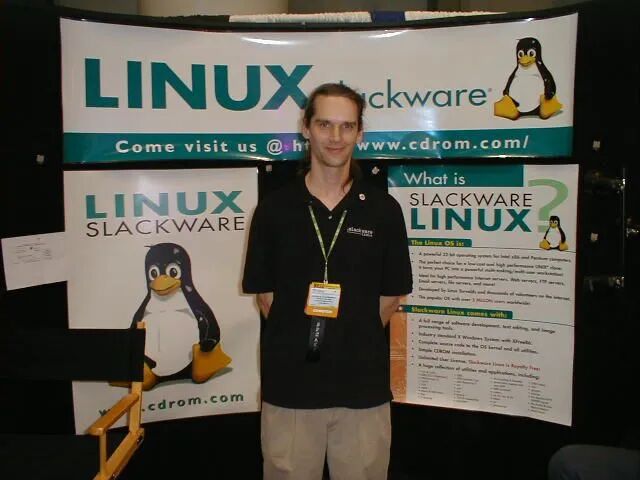 The Evolution of Software Installation Methods on Linux: From Alchemy to Containers