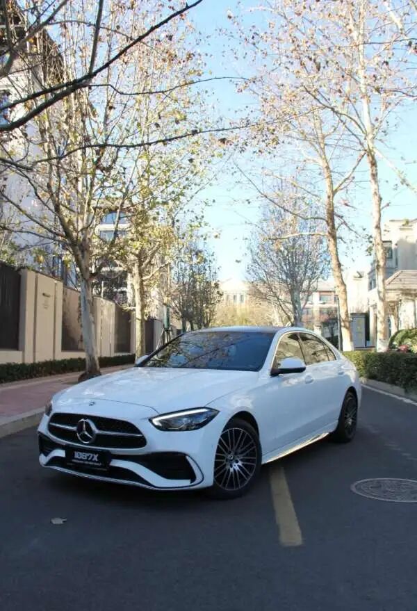 The All-New Mercedes-Benz C-Class Unveiled! Revolutionary Design Changes, 2.0T+9AT Powertrain, BMW 3 Series Should Be Worried