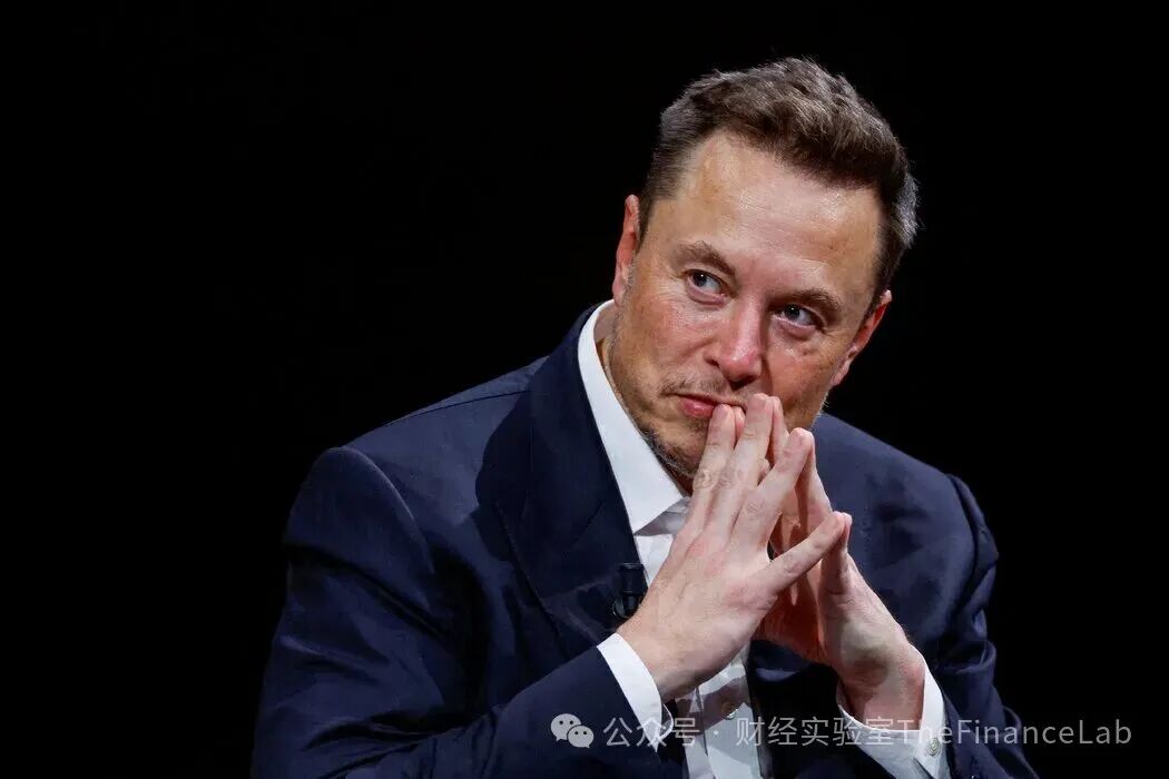 Elon Musk: In the Future, AI and Robots Will Render Money Meaningless