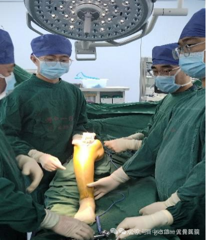 AI-Driven Design and 3D Printing for Personalized Knee Joint Replacement: Achieving Precision Medicine