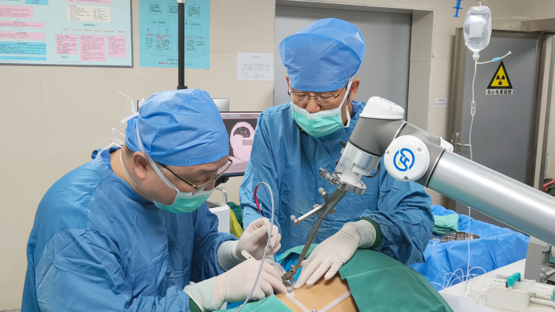 When AI Robots Meet Cryoablation: Lung Nodules Precisely Frozen with a Single Injection!