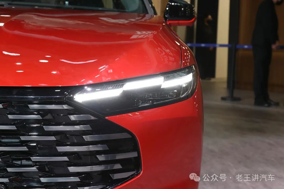 New Car Equipped with Qualcomm 8155 Chip, Enhanced Vehicle Dynamics: Changan Ford's New Mondeo Unveiled