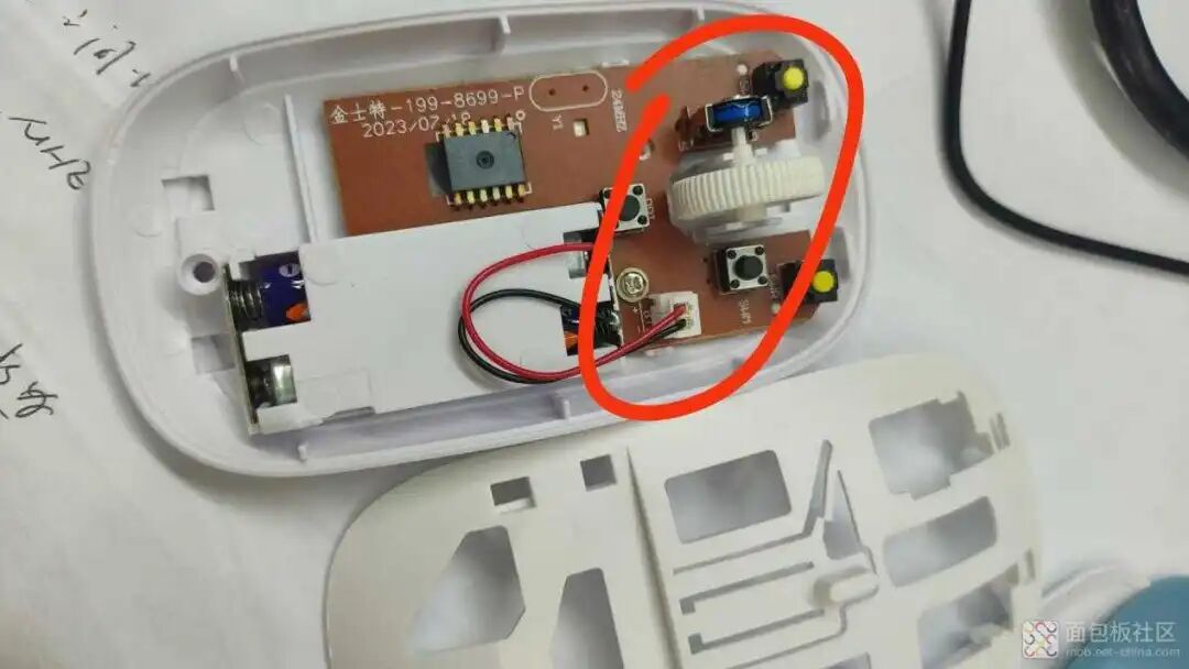 Wow! Dissecting the Impressive 3.26 Yuan Bluetooth Mouse from Industrial Cthulhu